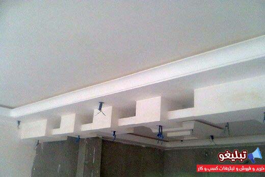 گچبری و کاغذ دیواری - سفیدکاری با گچ - گچبری خط کوفی - گچ کاری سقف پذیرایی